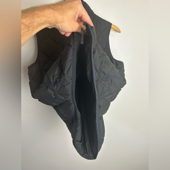 J. Crew Black Puffer Down Feathers Vest Gold Accents Button Size S Black Quilted - Picture 3 of 12